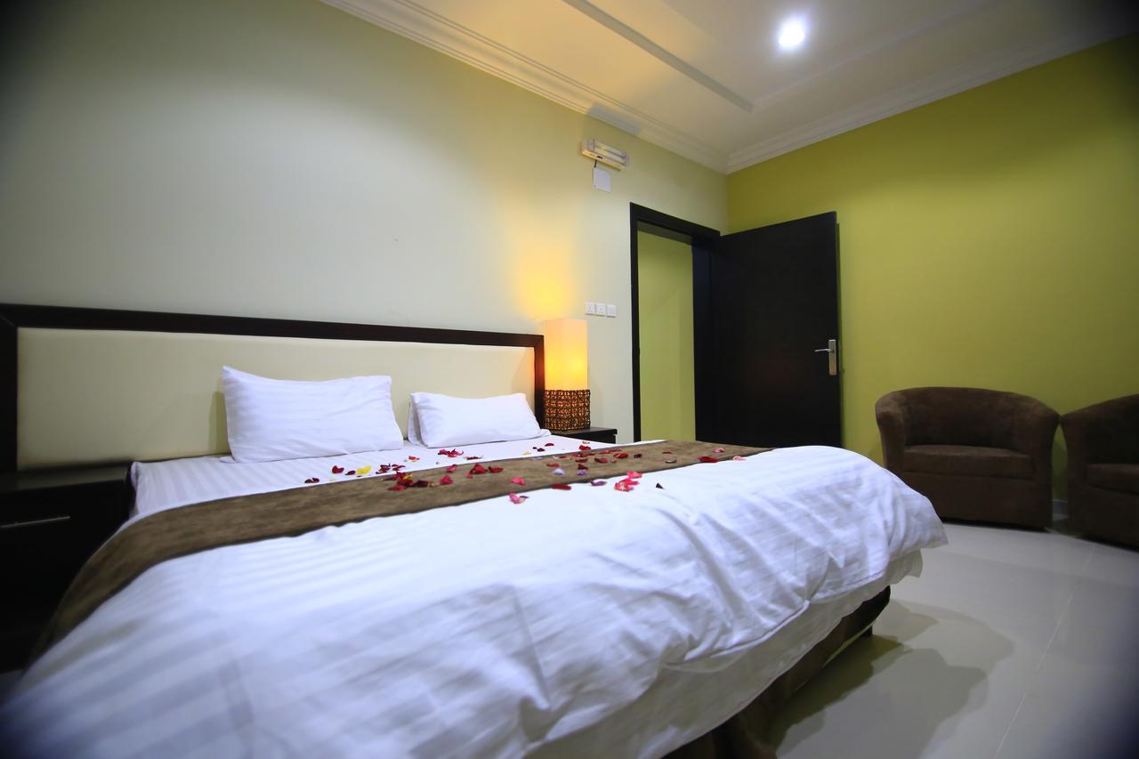 Andalusia Hotel Apartments Таиф Екстериор снимка